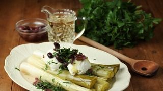 Leeks poached in Verjuice